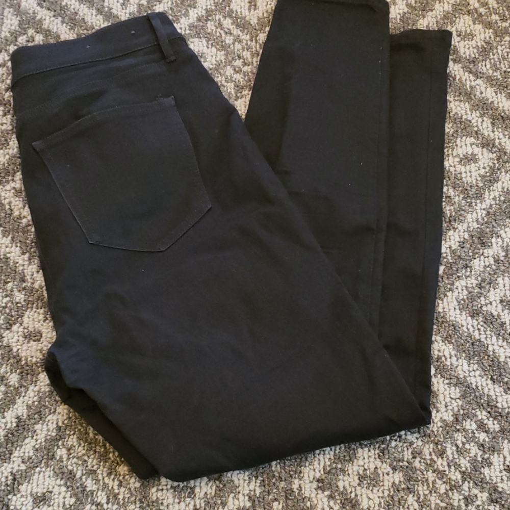 Ann Taylor black skinny jeans - Picture 2 of 2